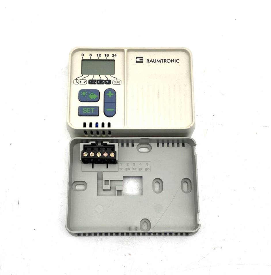 Centra Raumtronic EHR 1F / EHR 100F mit Wandsockel