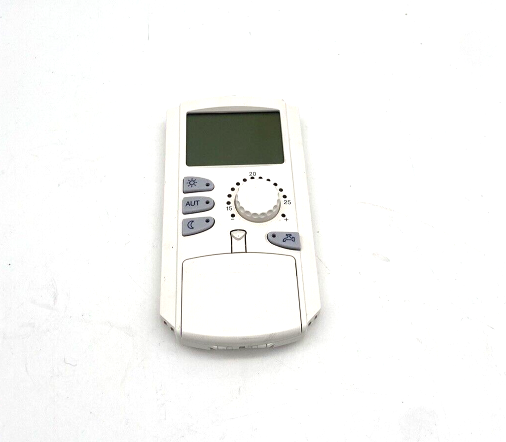 5913077