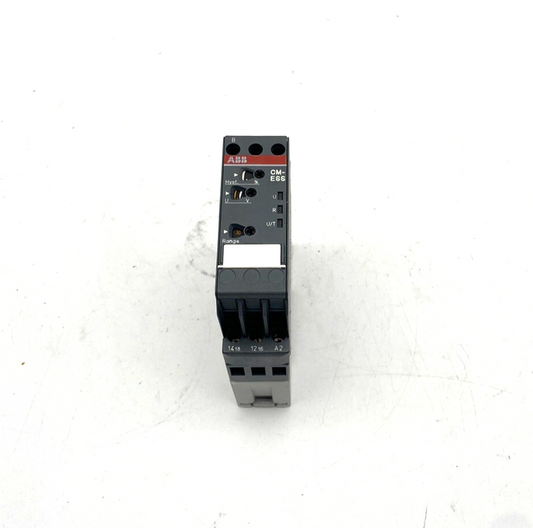 ABB CM-ESS.1S Zeitrelais 1SVR730830R0300